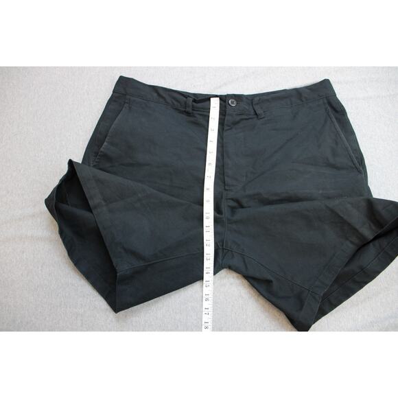 Nike Shorts Mens 36 Black 100% Cotton Chino Flat Front Casual 8" Inseam - Picture 6 of 7